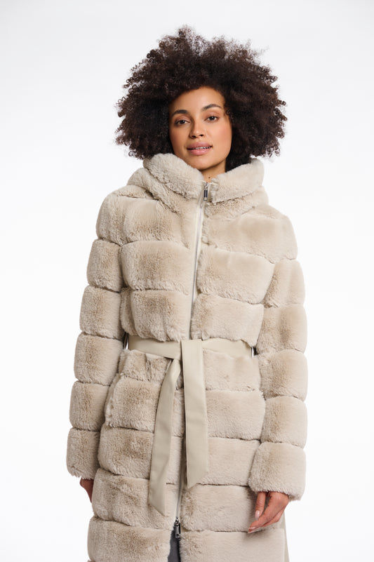 Cappotto Bridget in pelliccia sintetica con dettagli in ecopelle Rino & Pelle Autunno Inverno 2025/26 Birch