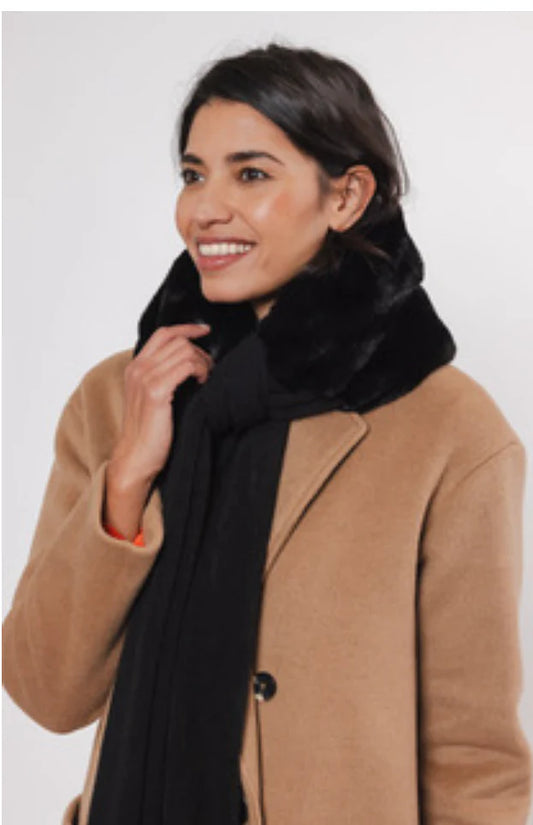 Sciarpa VLIEN SCARF WITH FAUX FUR DETAIL Rino & Pelle Autunno Inverno 2024/25 Black