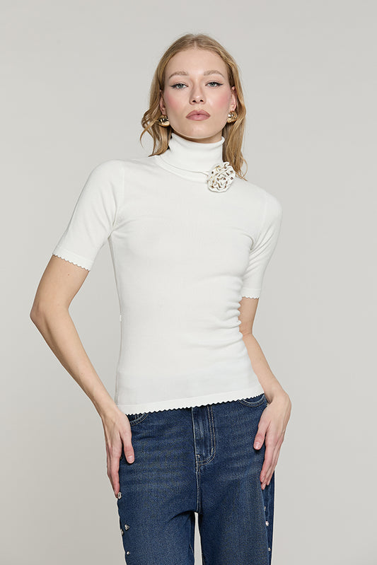 Maglia CAPRIM mezza manica collo alto con cintura fiore con strass - RDA2602054020 - Relish Autunno/Inverno 2026