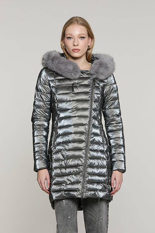 Piumino DIESSAM_A lungo manica lunga con ts + zip trasversale + cappuccio + bordo ecopell. - RDA2605009028 - Relish Autunno/Inverno 2026