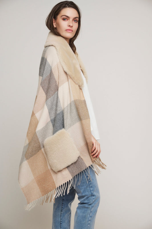 Poncho APOLLO PONCHO WITH FUR DETAILS Rino & Pelle Autunno Inverno 2024/25 Sand birch - Denny Store