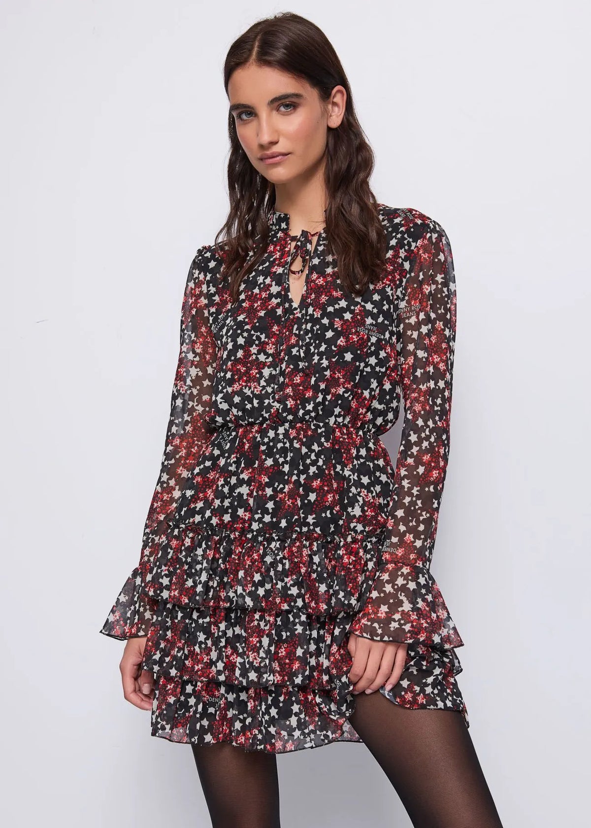 Abito corto a balze manica lunga - art. 521ND15011  - Denny Rose Autunno Inverno 2025/26