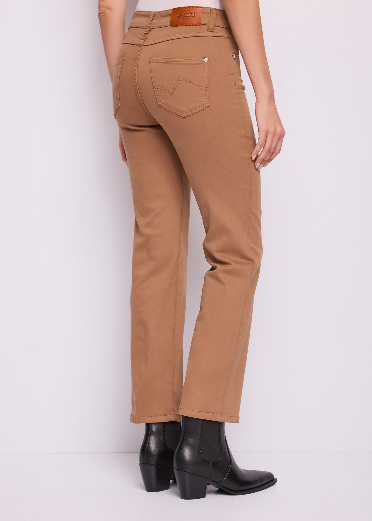 Pantaloni straight da donna in twill