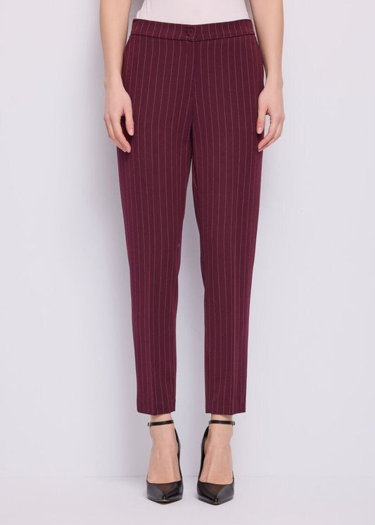 Pantaloni da donna con piega - fronte