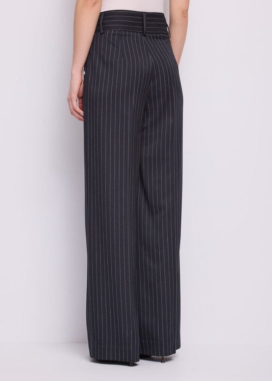 Pantaloni da donna con pinces - Gaudì - dettaglio