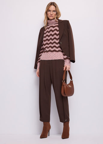 Pantaloni cropped da donna con pinces
