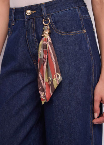 Jeans cinque tasche da donna con foulard - dettaglio 2