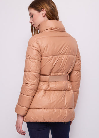 Piumino marrone da donna con cintura