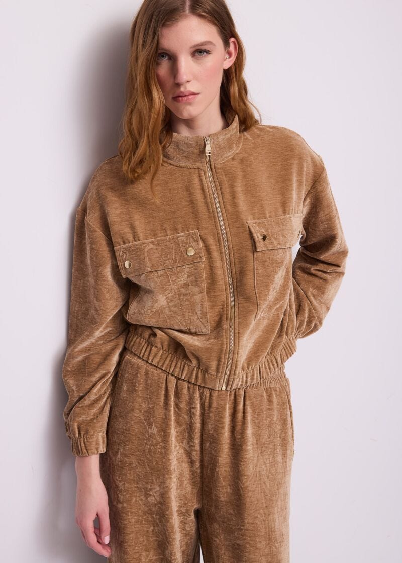 Giacca da donna con collo alto e zip - fronte