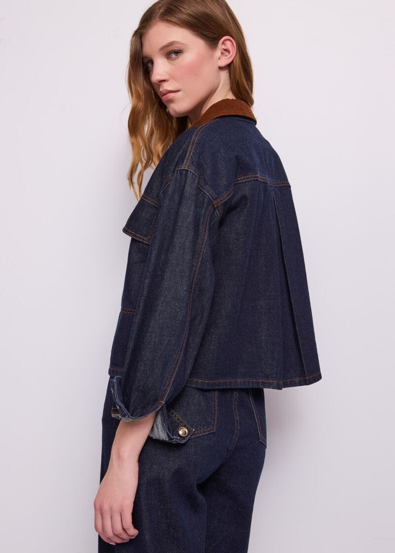 Giacca da donna in denim con bottoni dorati - dettaglio 2