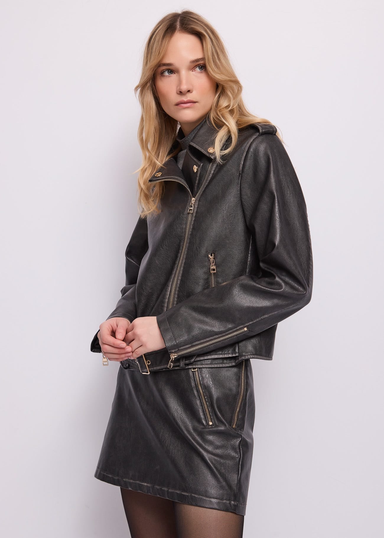 Giacca biker da donna in similpelle effetto used