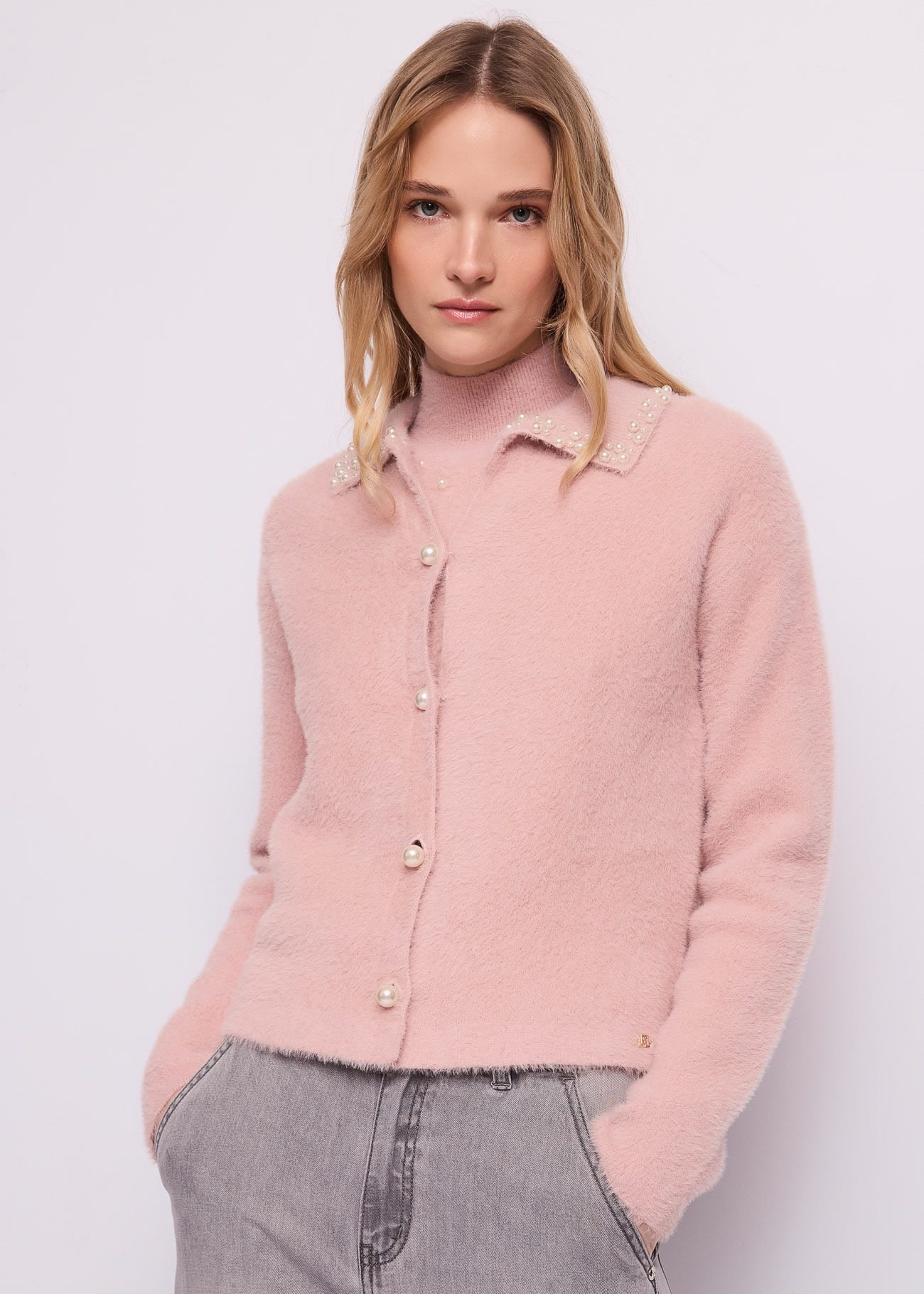 Cardigan rosa da donna con perle