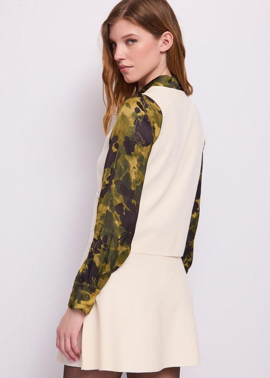 Gilet da donna con bottoni dorati