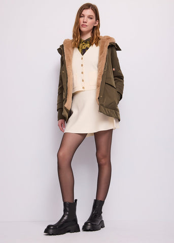 Gilet da donna con bottoni dorati