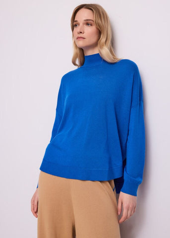 Maglia da donna in lana con collo alto - fronte