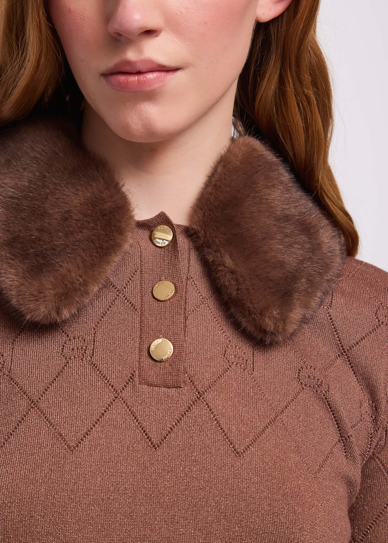 Polo marrone da donna con logo