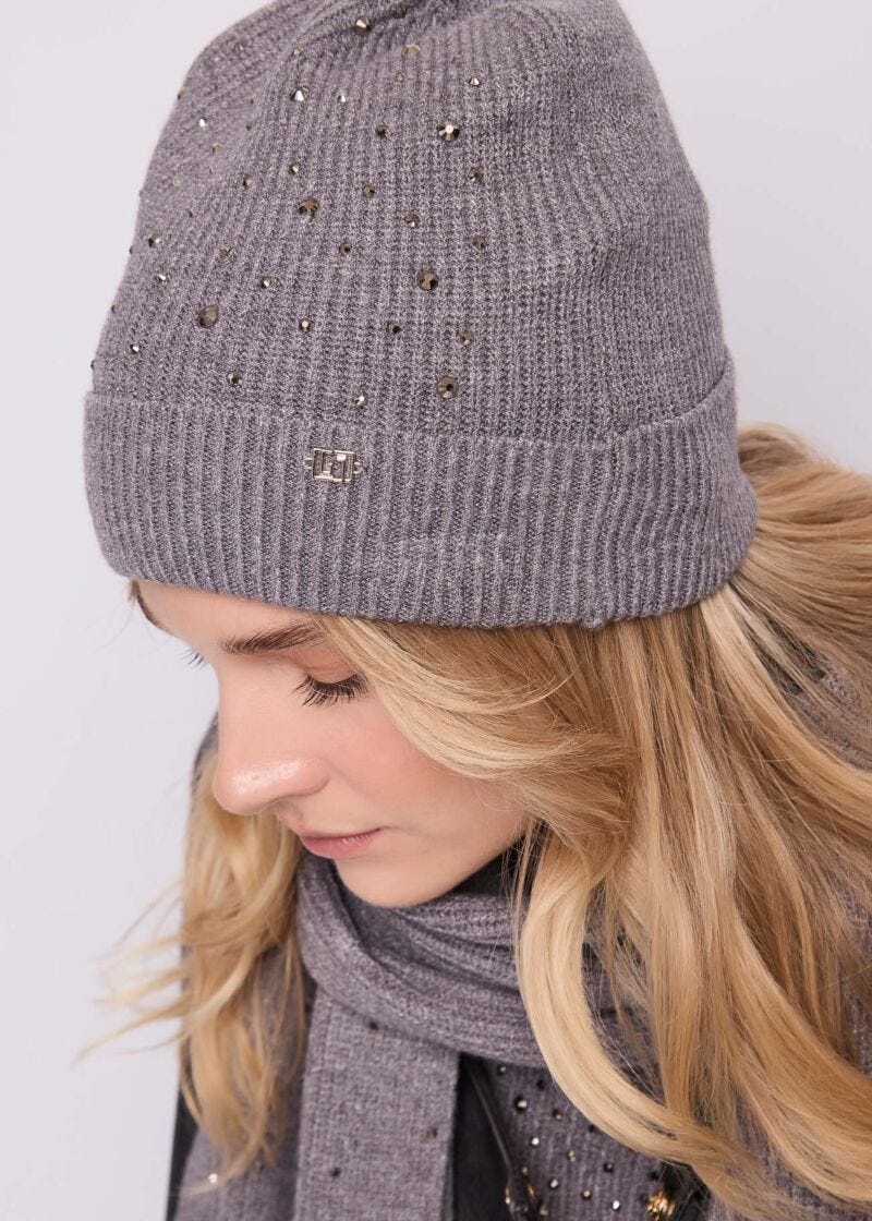 Berretto beanie da donna con logo - dettaglio