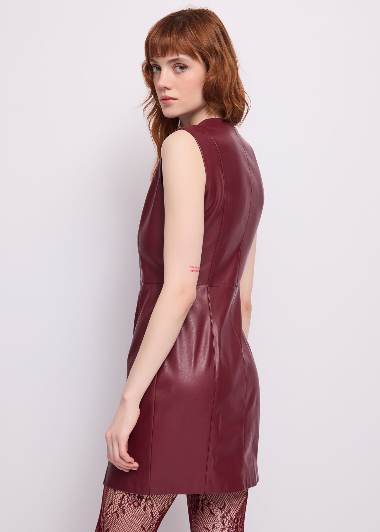 Abito corto da donna con zip