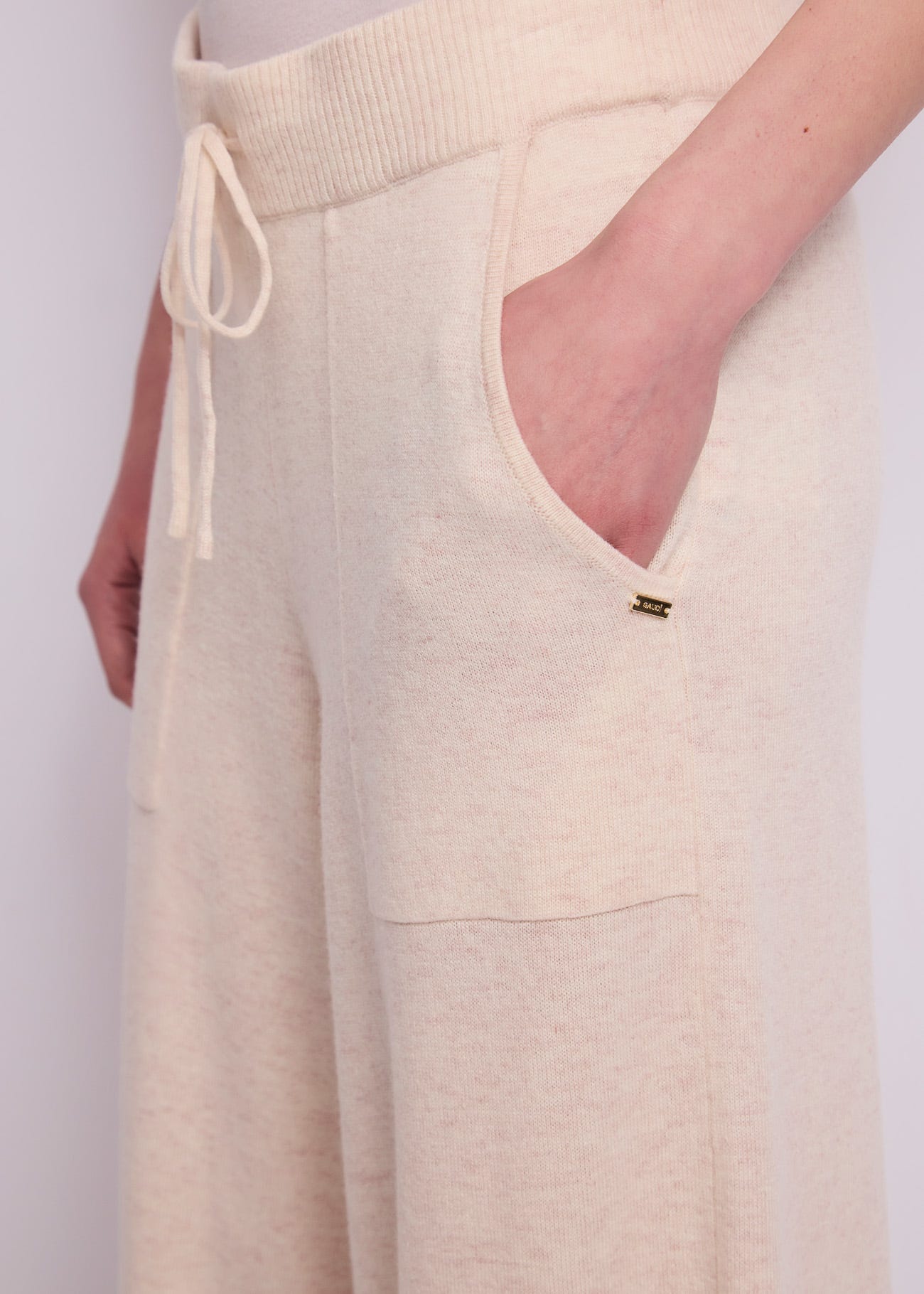 Pantaloni da donna in filato con coulisse