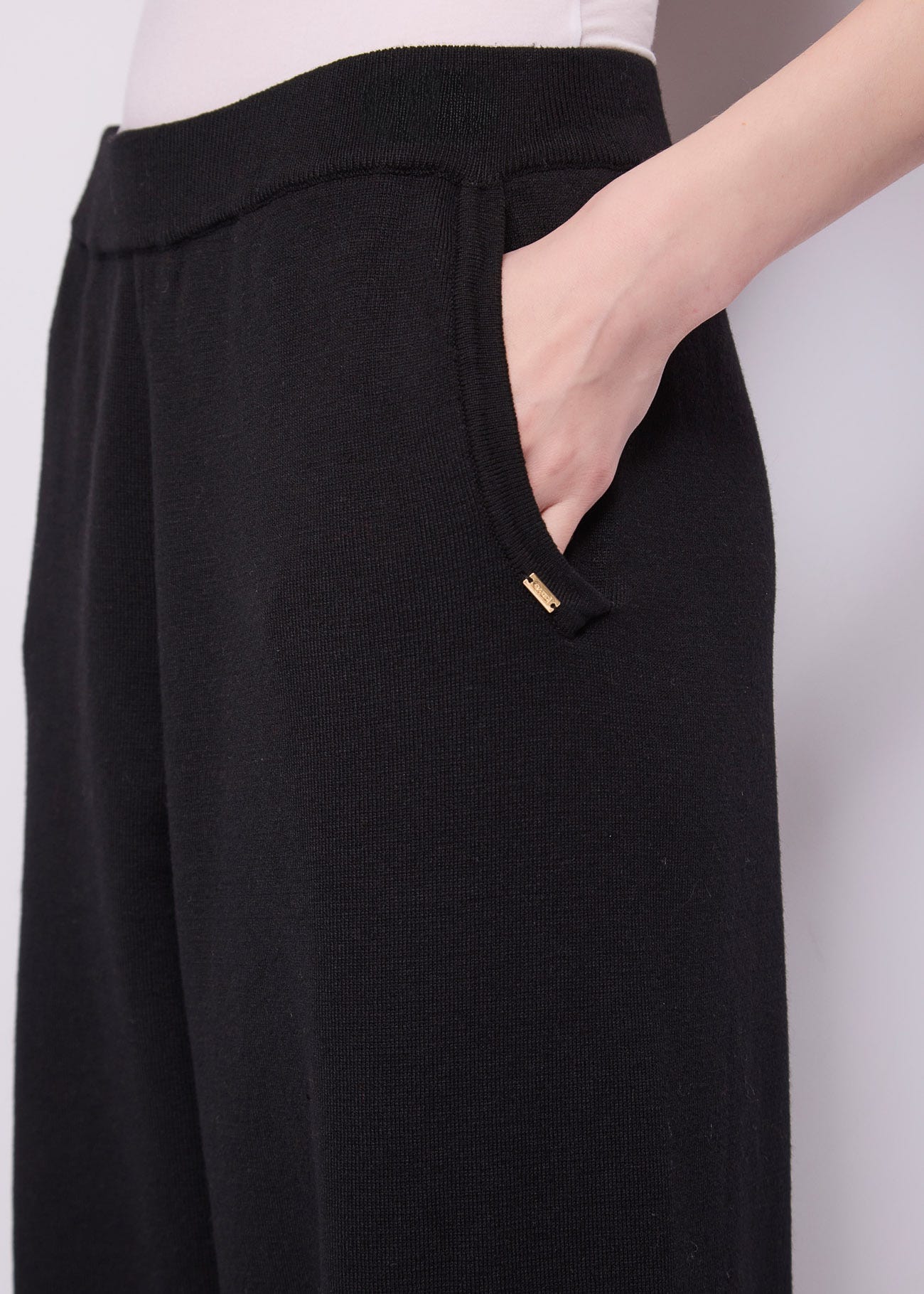 Pantaloni da donna in maglia di lana