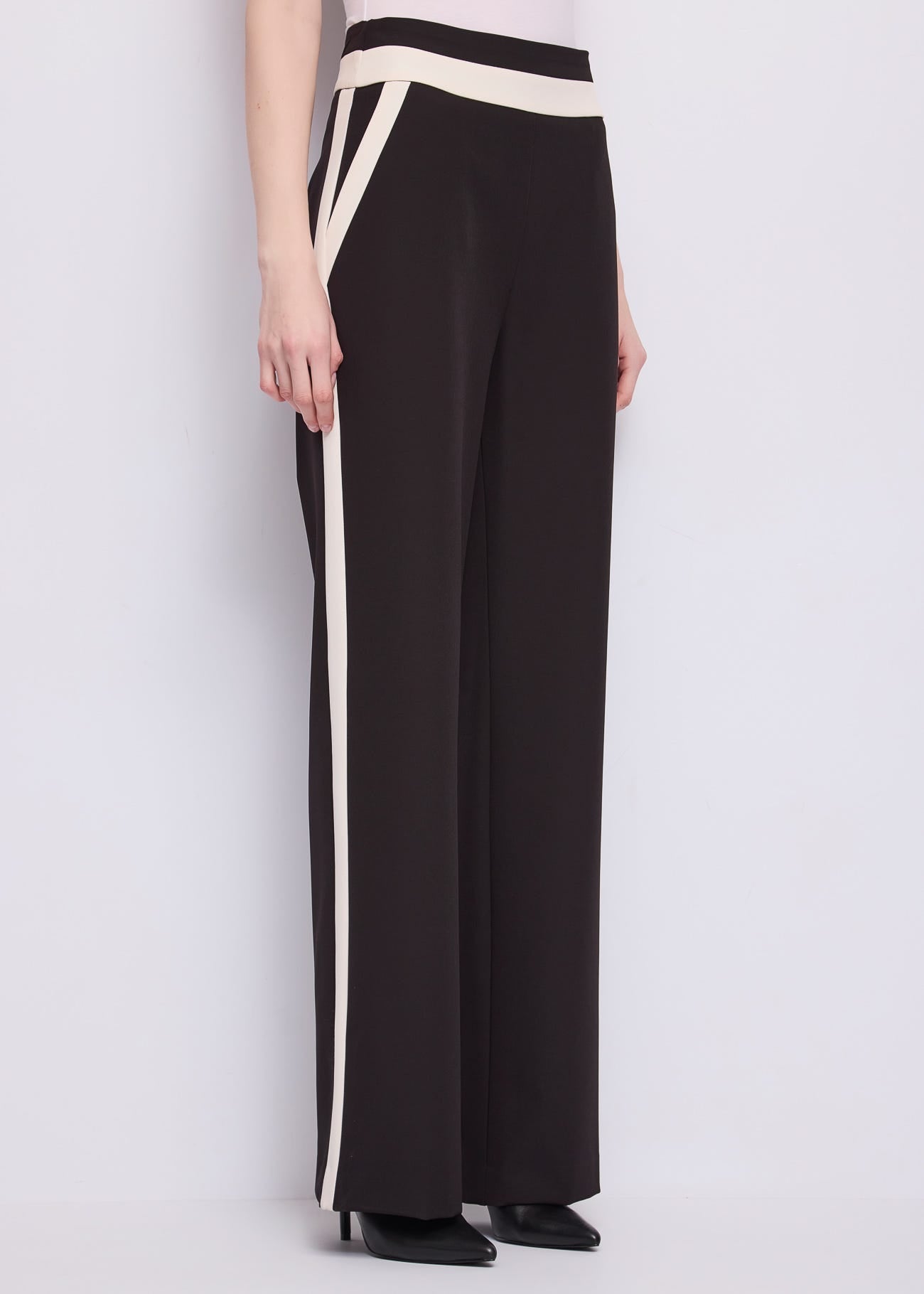 Pantaloni da donna in tessuto tecnico