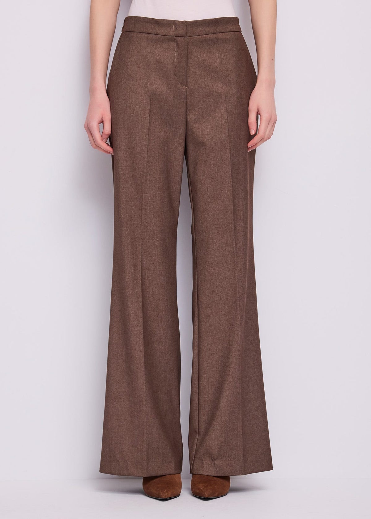 Pantaloni wide leg da donna con piega