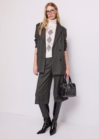Pantaloni da donna con piega e risvolto