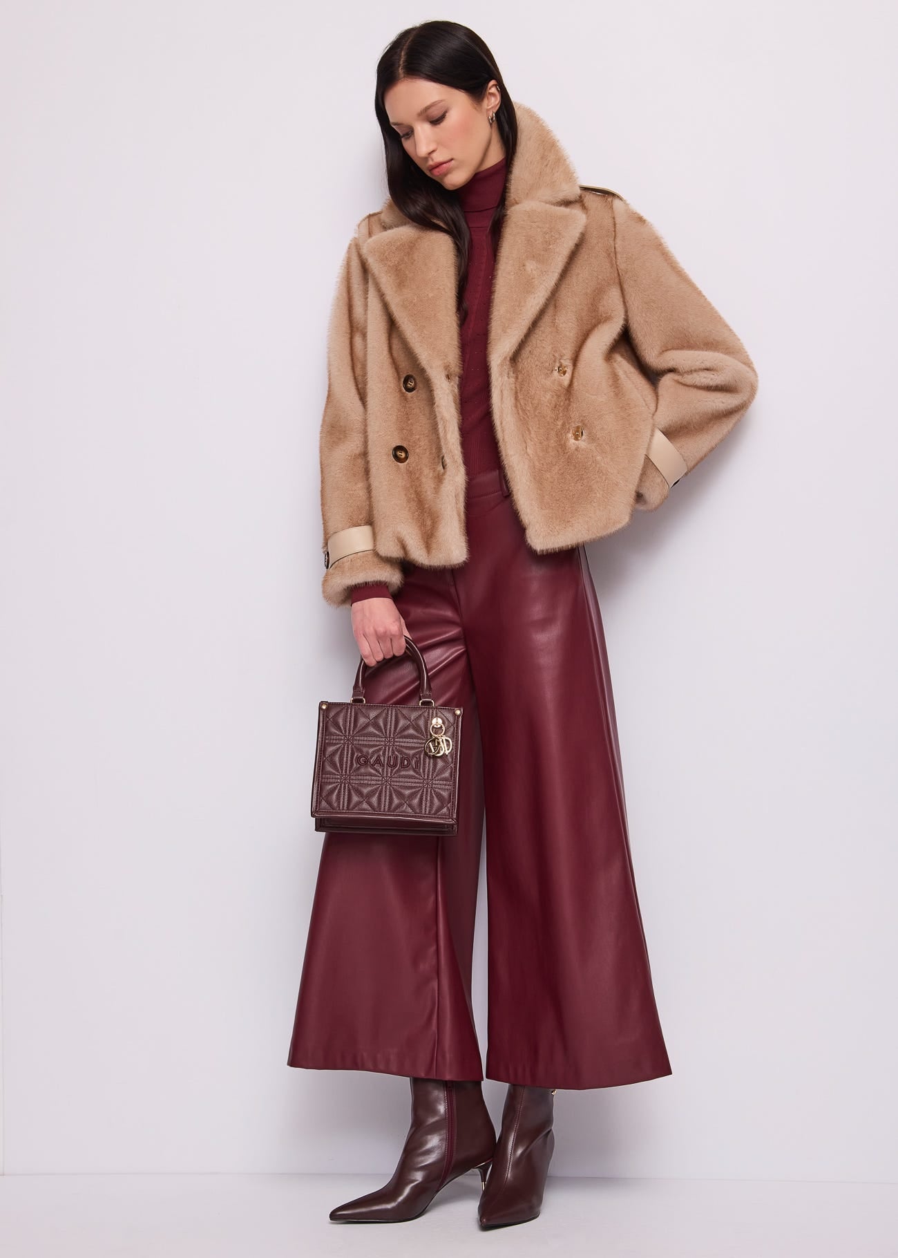 Pantaloni da donna effetto pelle