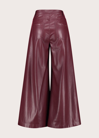 Pantaloni da donna effetto pelle