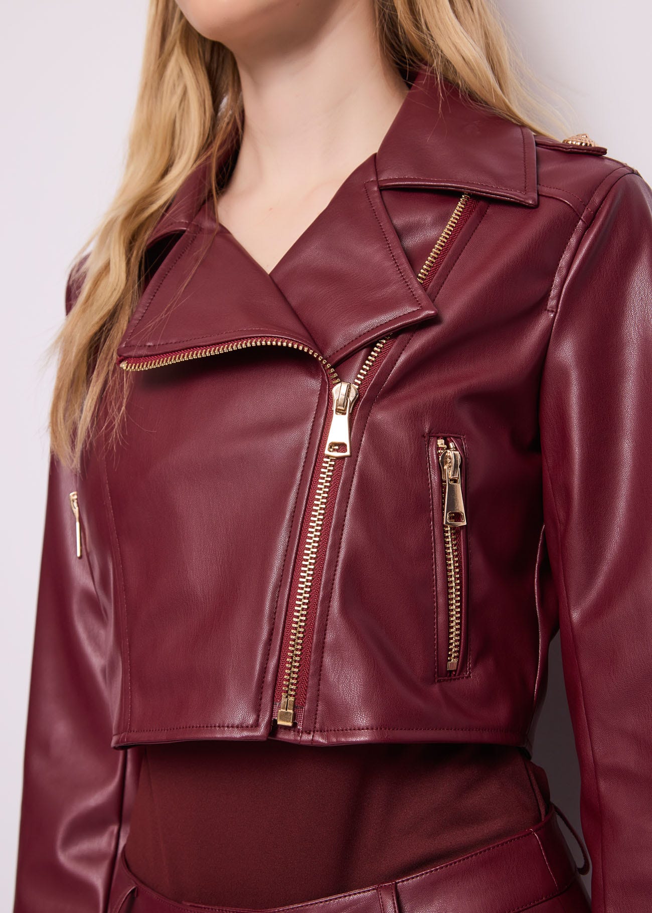 Giacca biker da donna con revers e zip