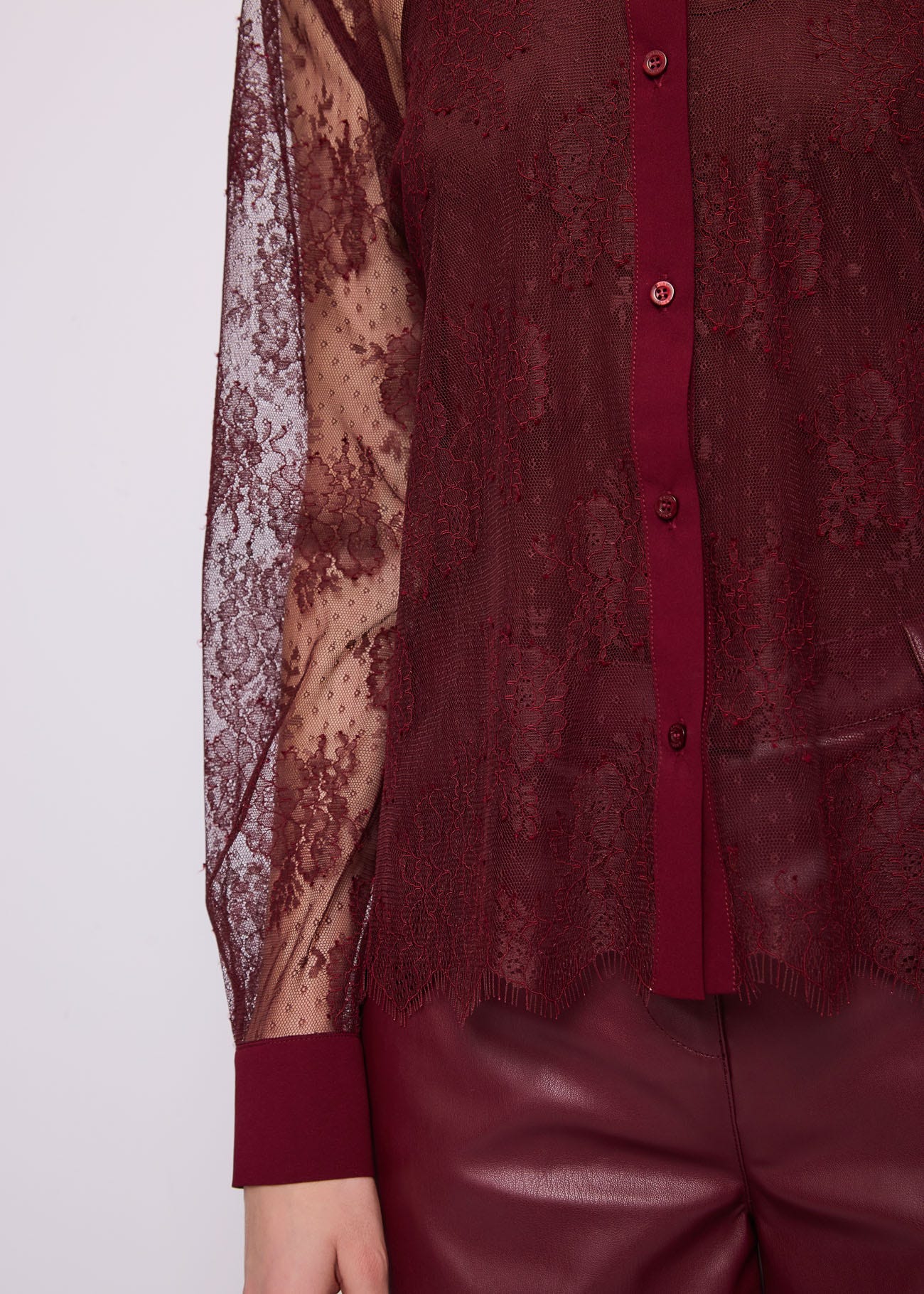 Camicia da donna con collo a foulard