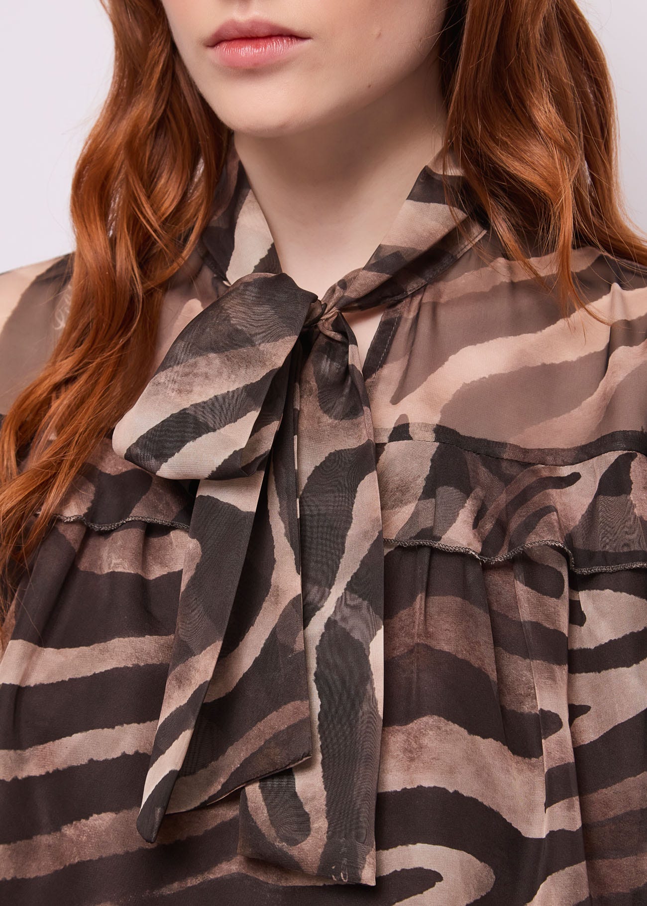 Blusa da donna con stampa animalier