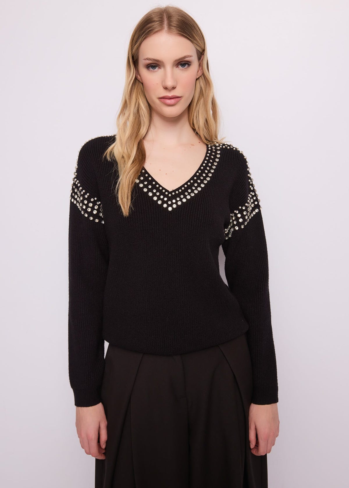 Maglia da donna con perle e strass