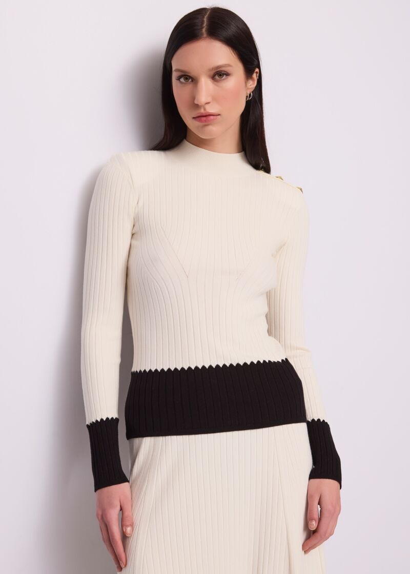 Maglia da donna con collo alto e bottoni - fronte