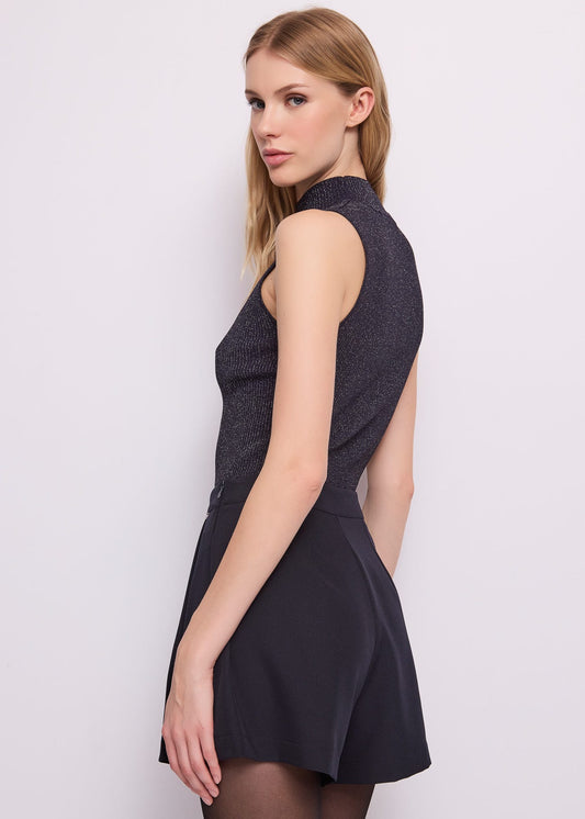 Top da donna in viscosa con collo alto