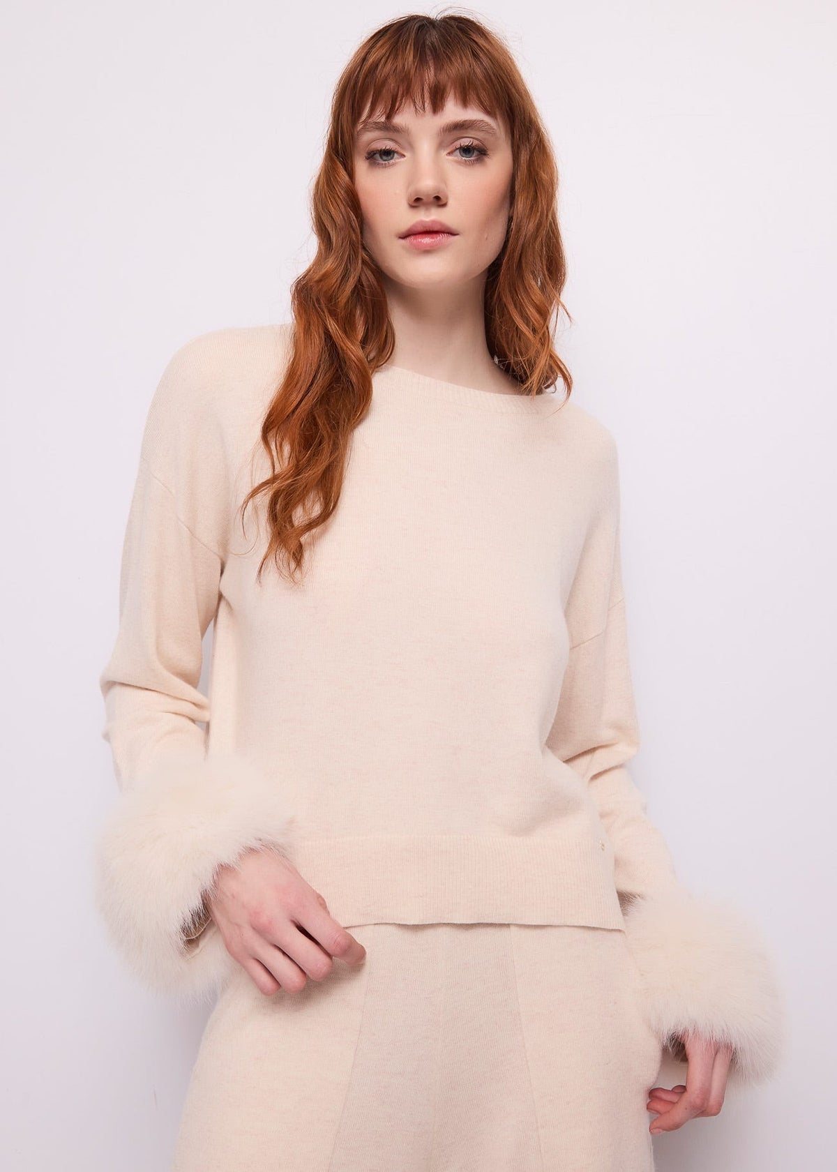 Maglia girocollo da donna con ecopelliccia