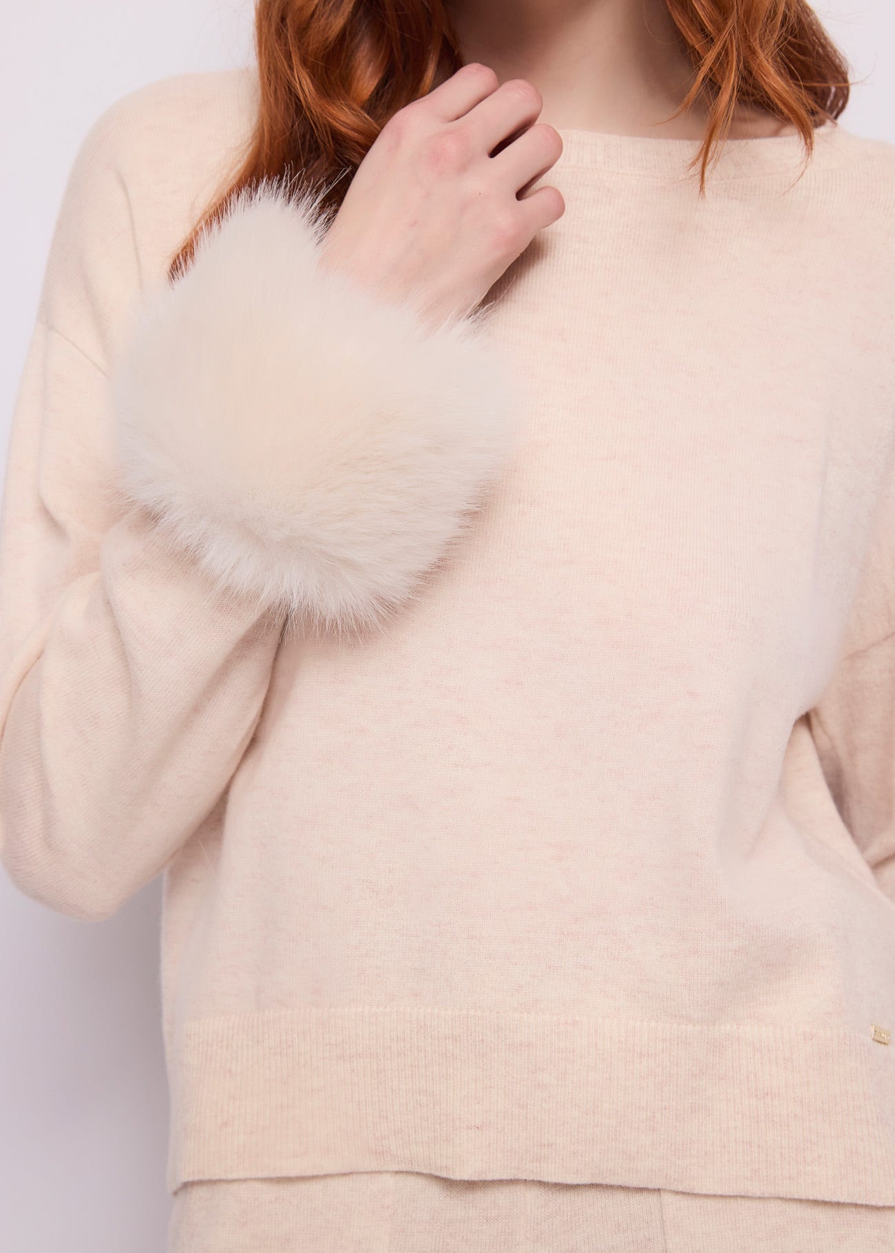 Maglia girocollo da donna con ecopelliccia