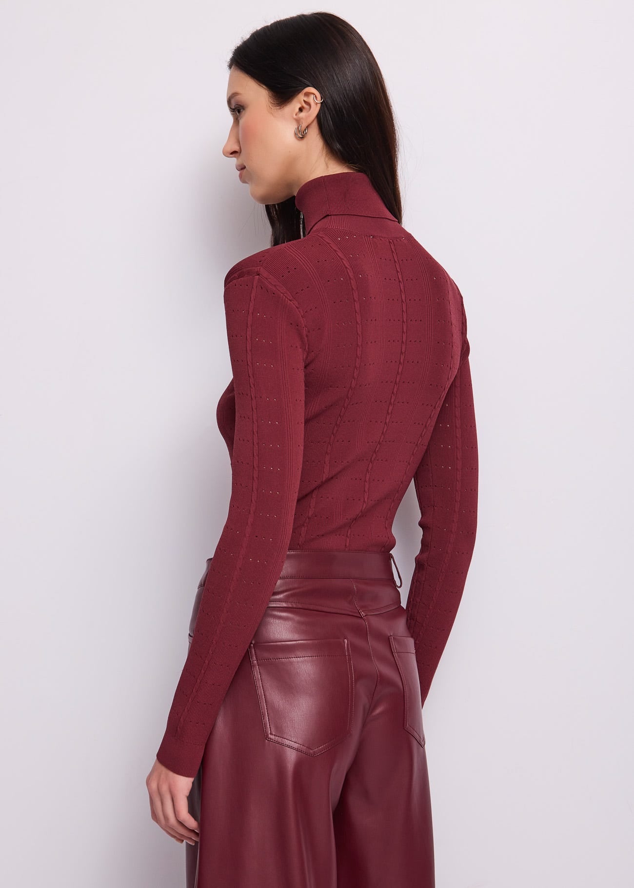 Dolcevita da donna con bottoni