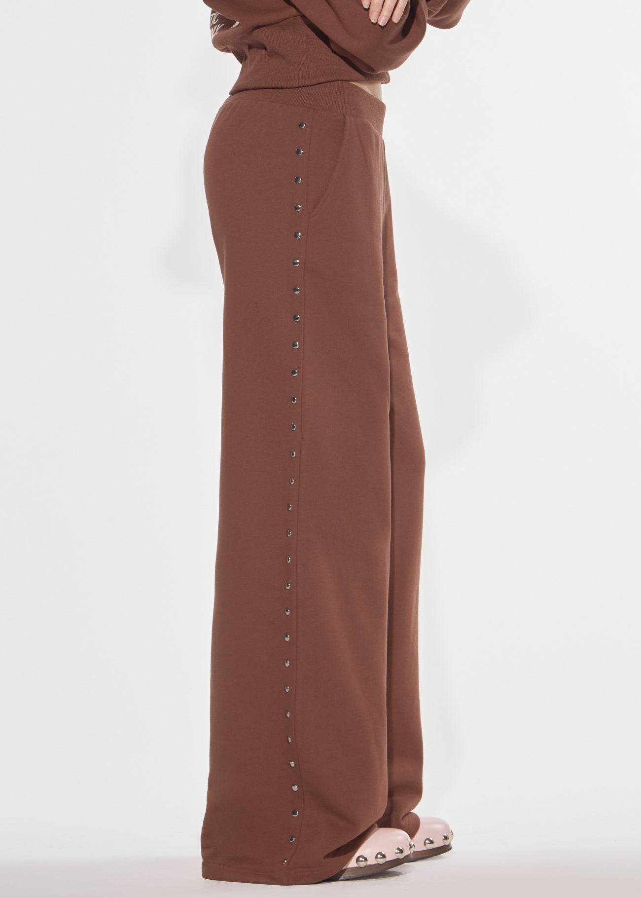 Pantalone felpa borchie Denny Rose 621DD24007