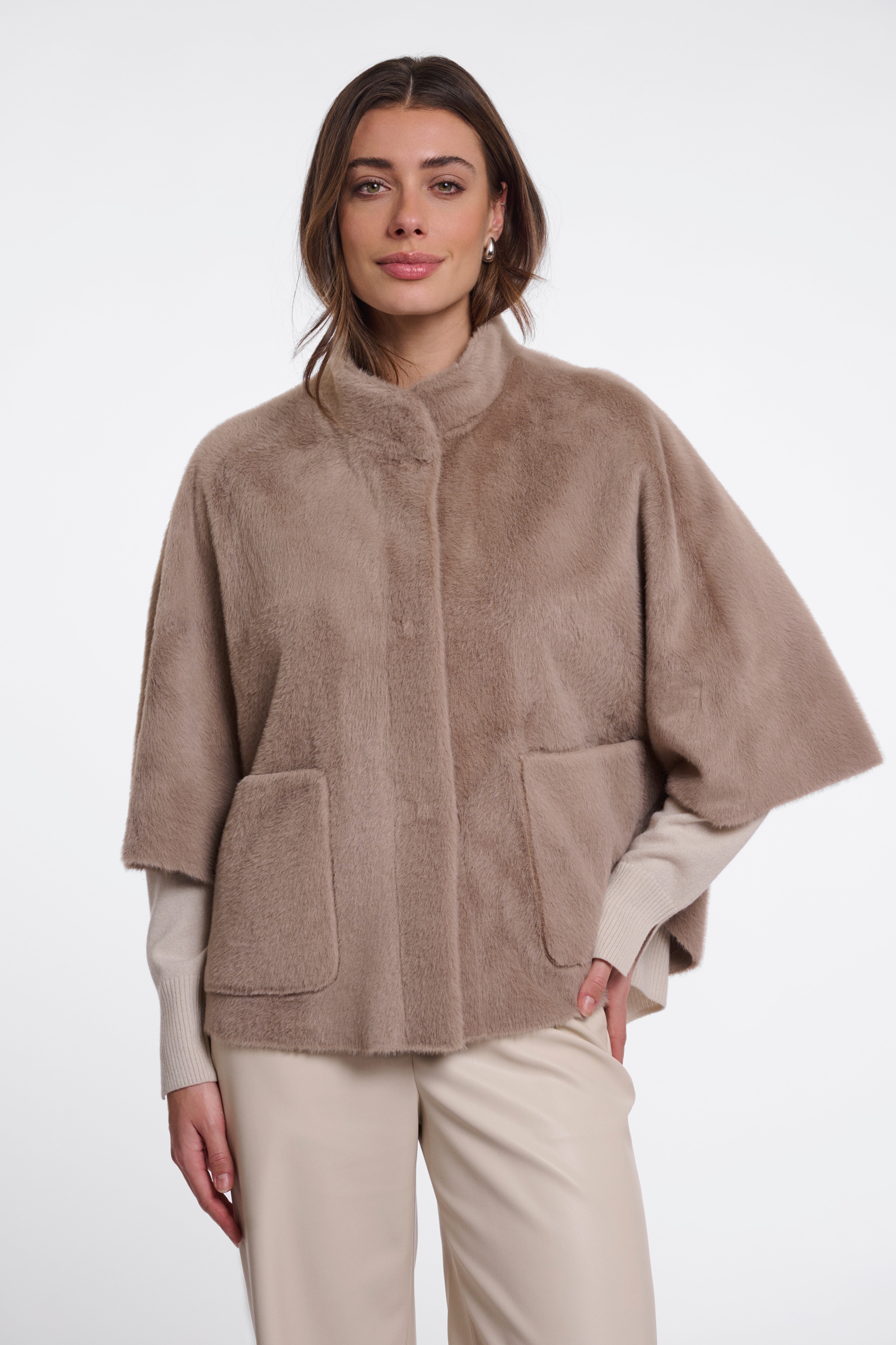 Mantella donna art. Dewi Rino & Pelle Mocha latte