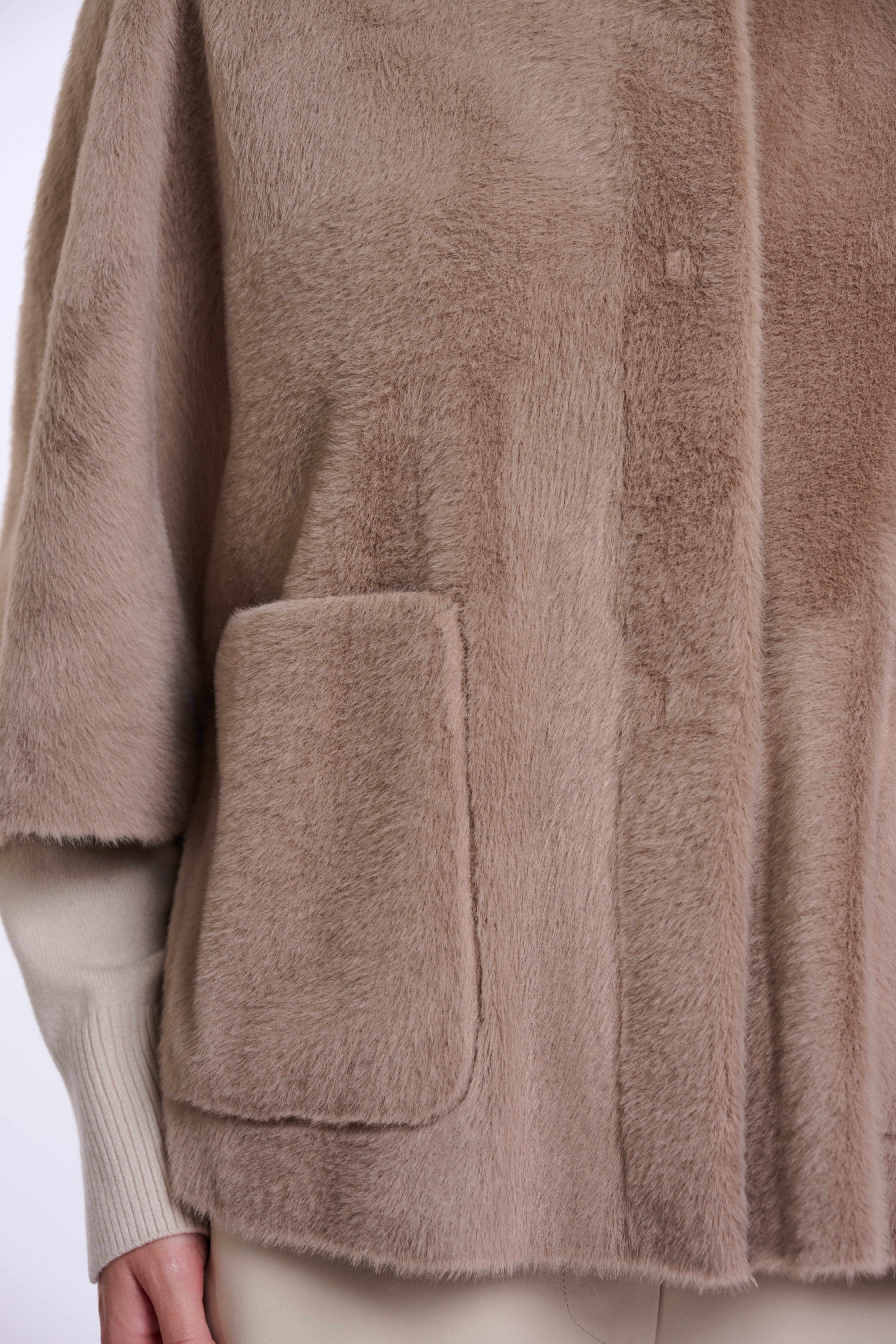 Mantella donna art. Dewi Rino & Pelle Mocha latte