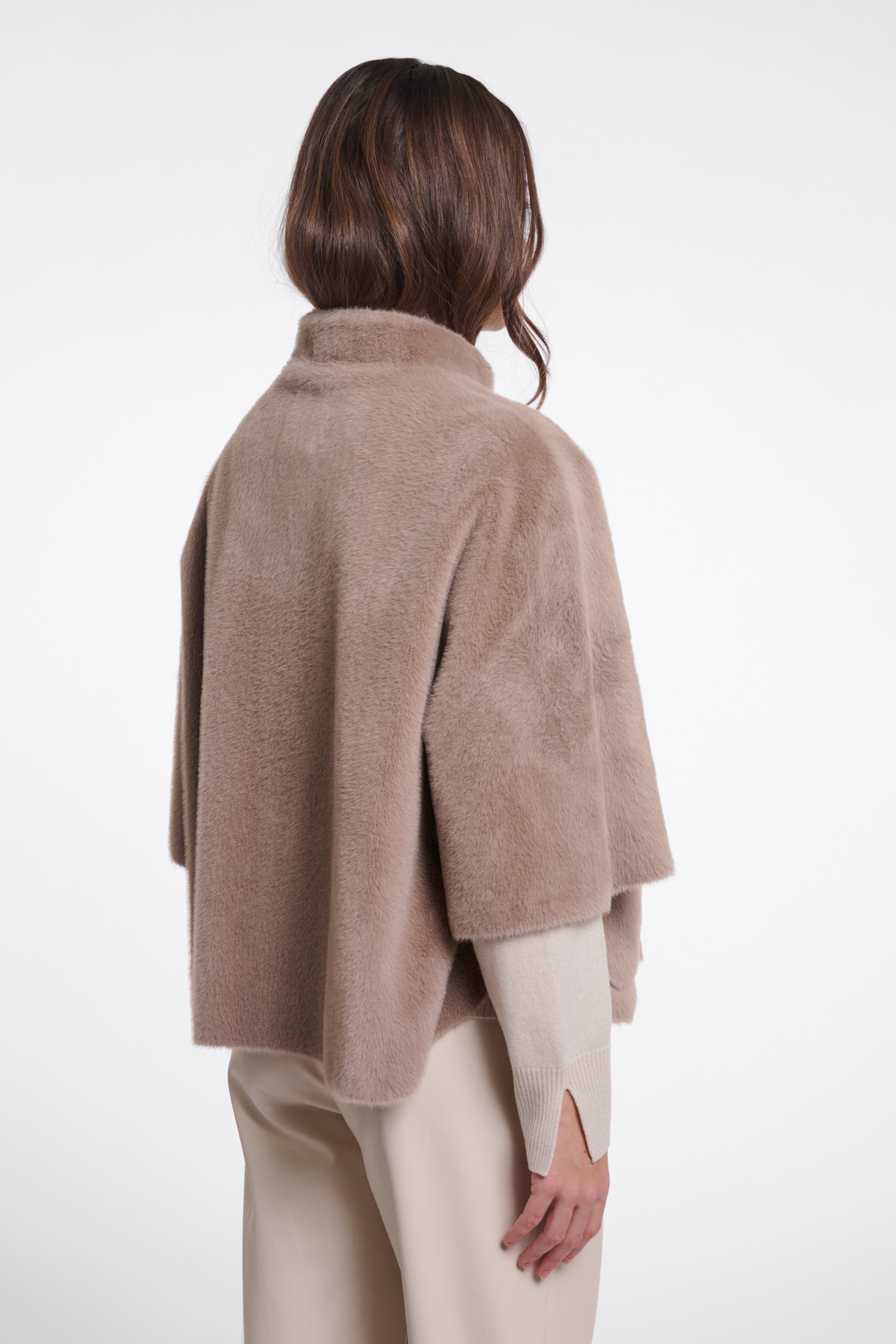 Mantella donna art. Dewi Rino & Pelle Mocha latte