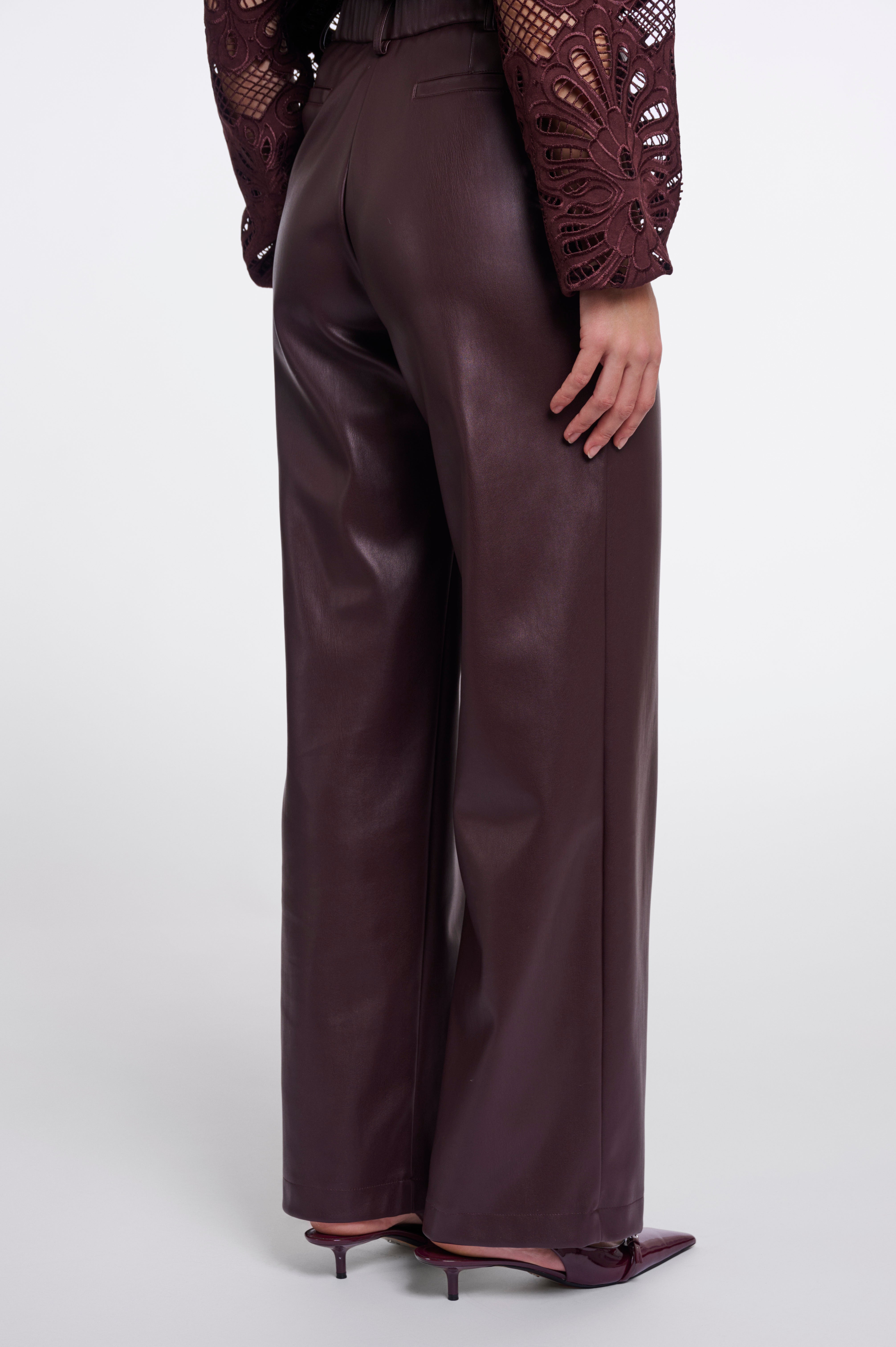 Pantaloni donna art. Georgina short Rino & Pelle Chocolate bean