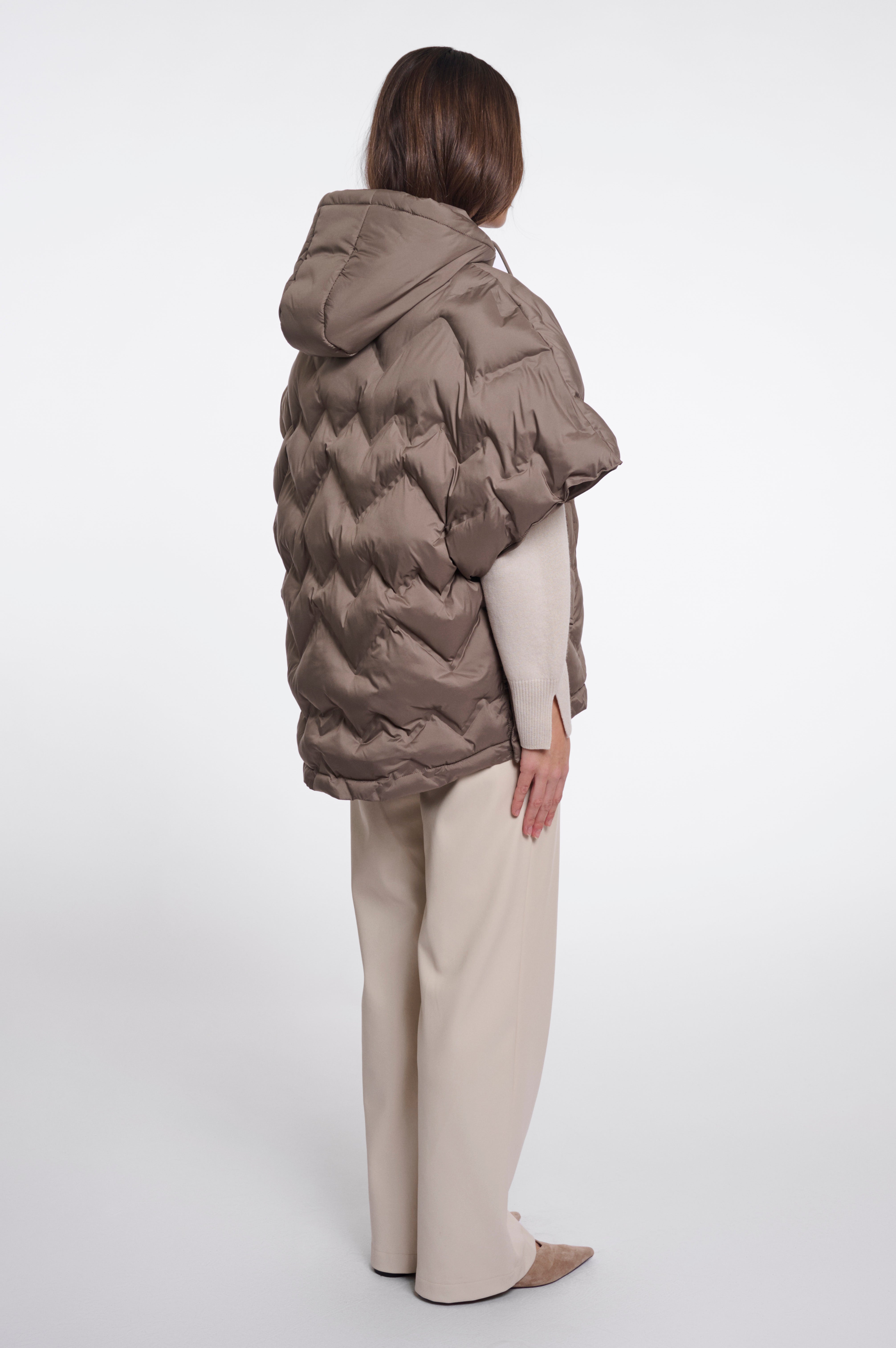 Mantella donna art. Hilary Rino & Pelle Toffee