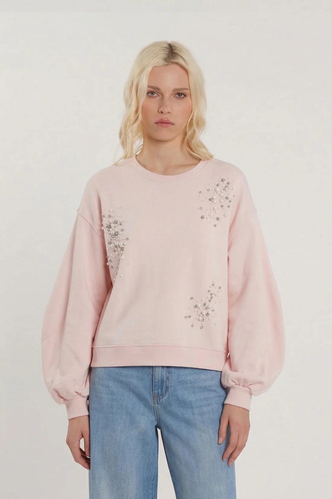 Felpa MICHELLE maniche lunghe a sbuffo più arricciatura con applicazioni perle più pietre art. RDP2601033008 Donna Relish Primavera Estate 2026