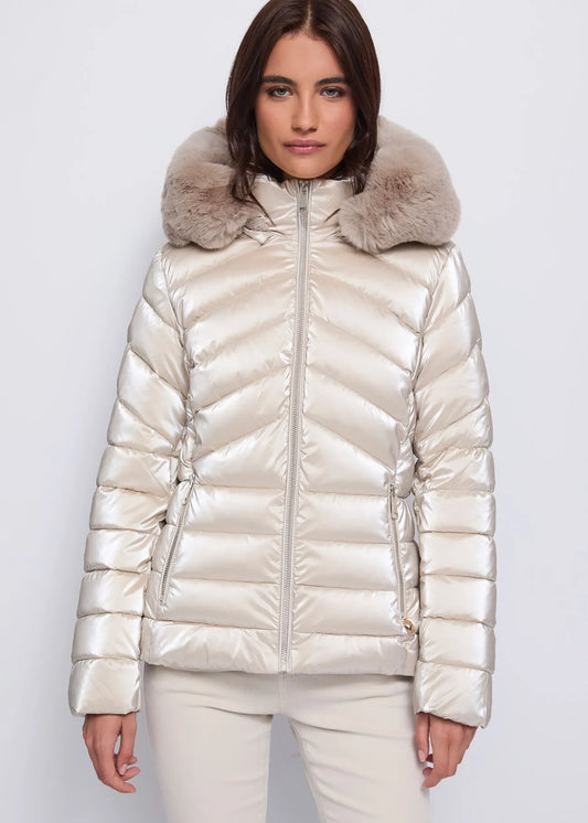 Chaqueta de plumón con capucha de piel ecológica - art. 521ND35002 - Denny Rose Otoño/Invierno 2025/26 