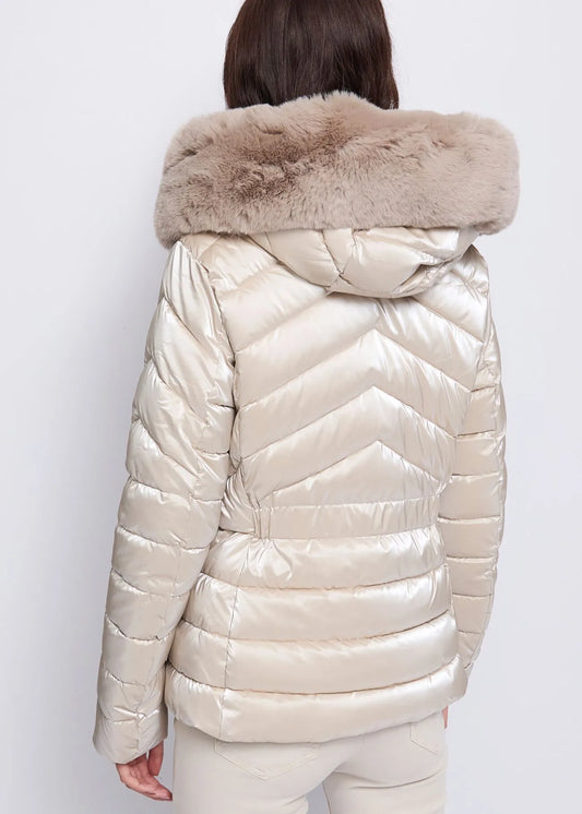 Chaqueta de plumón con capucha de piel ecológica - art. 521ND35002 - Denny Rose Otoño/Invierno 2025/26 