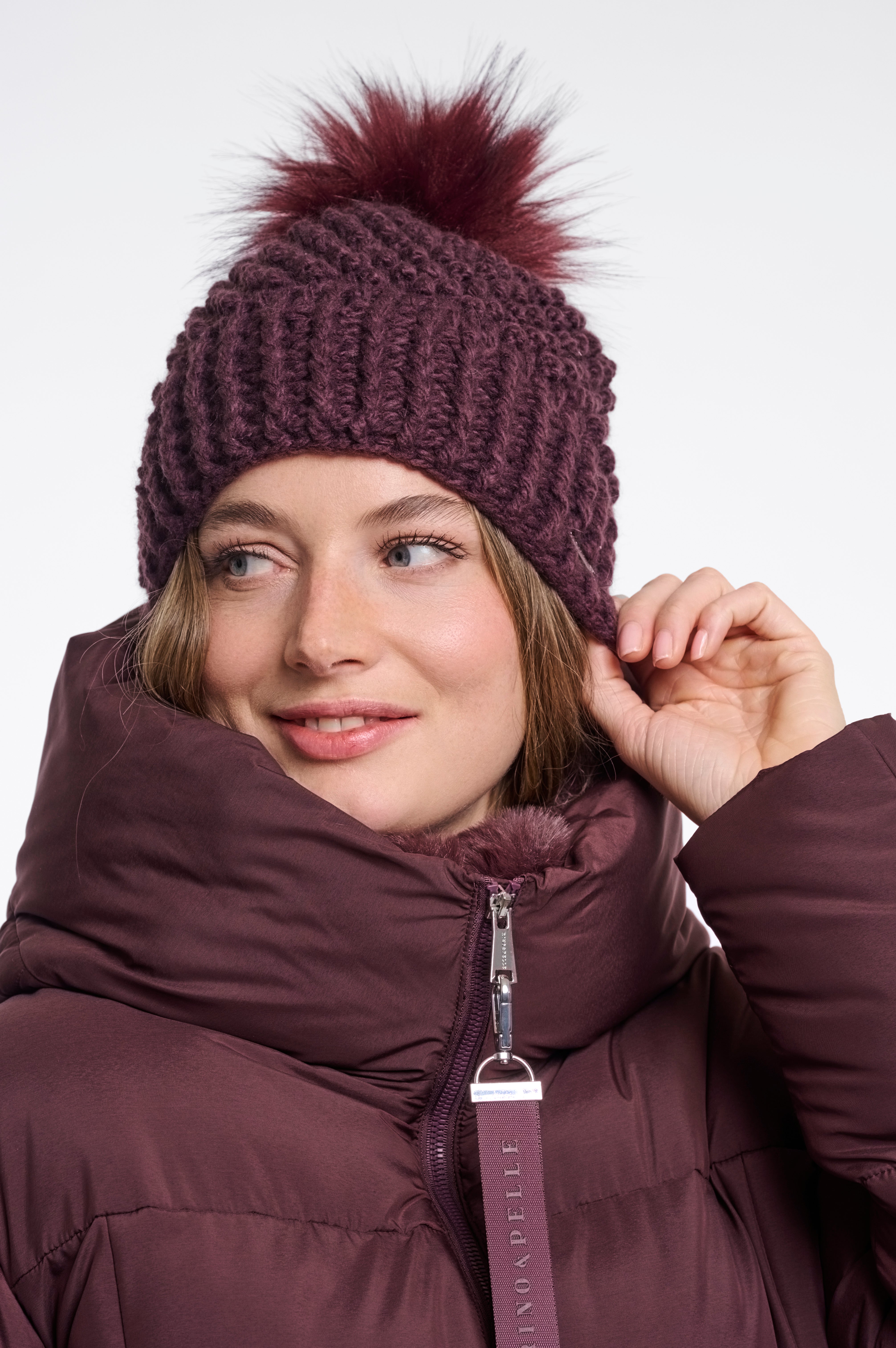 Pompon donna art. Pompon Rino & Pelle Fudge cloak