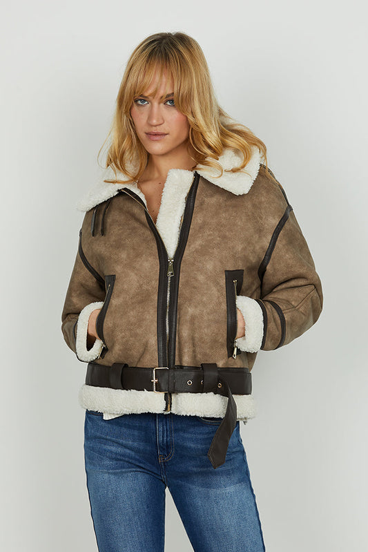 Montone PLUGH manica lunga con pelliccetta più cintura più zip più tasche più contr.bordi ecopelle art. RDA2505005026 Donna Relish Autunno Inverno 2025/2026