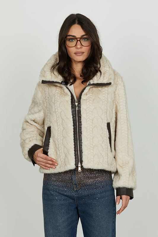 Pelliccia THIMOTYN eco manica lunga con lavorazione trecce più inserti ecopelle più zip art. RDA2505009025 Donna Relish Autunno Inverno 2025/2026